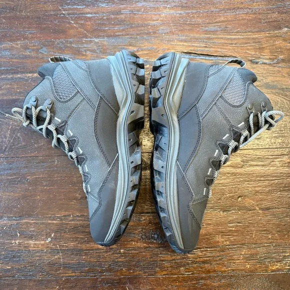 NWOB Merrell Women's Thermo CHILL MID WP 9.5 - Picture 3 of 10